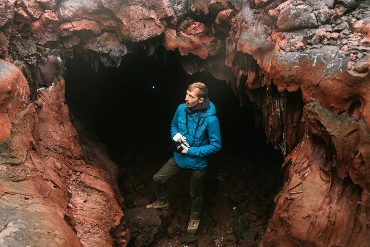 Han glömde en chipspåse i en grotta