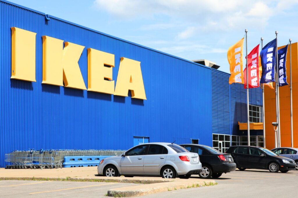 Han reste bara till platser med Ikeanamn