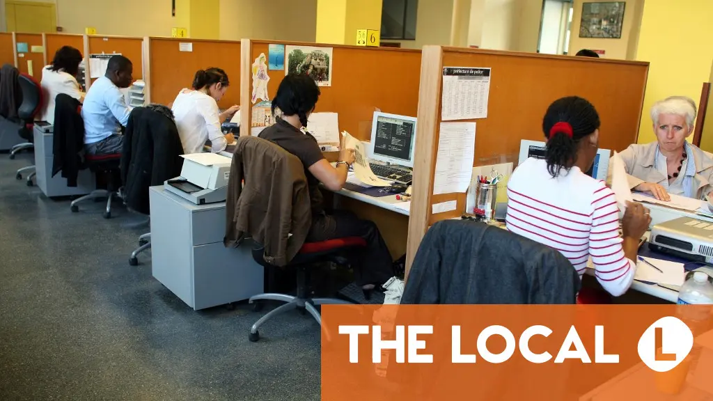 "En mardröm": Livet för utlänningar i Europa som drabbats av förseningar av uppehållskort