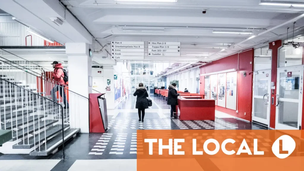 Doktorand vägrade svenskt tillstånd och uppmanades att söka från utlandet trots sonens funktionsnedsättning